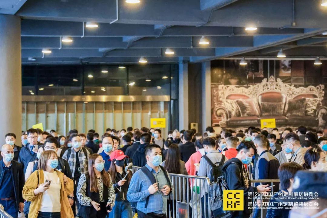 展會(huì)首日！多家企業(yè)攜MDF靜電噴粉家具精彩亮相