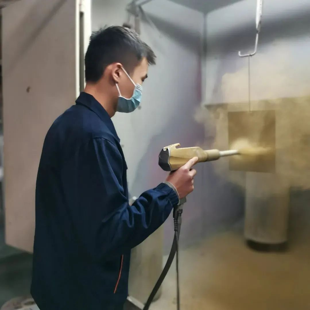 熟能生巧！這家粉末涂料企業(yè)開(kāi)展生產(chǎn)技能競(jìng)賽